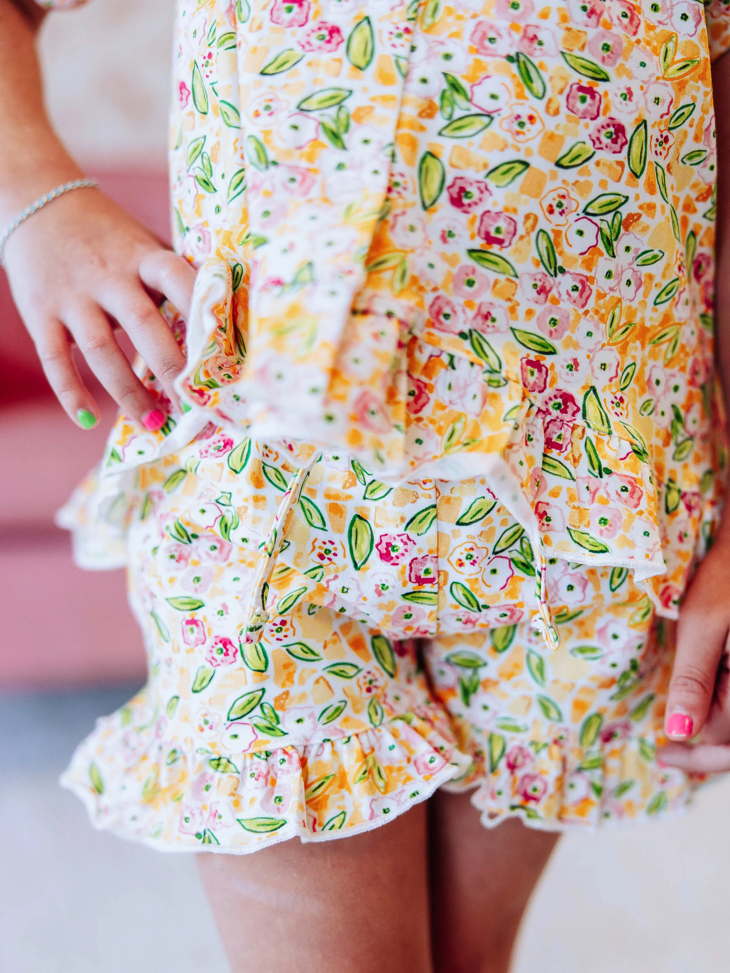 Flowy Ruffled Button Set - Happy Yellow - Image 4