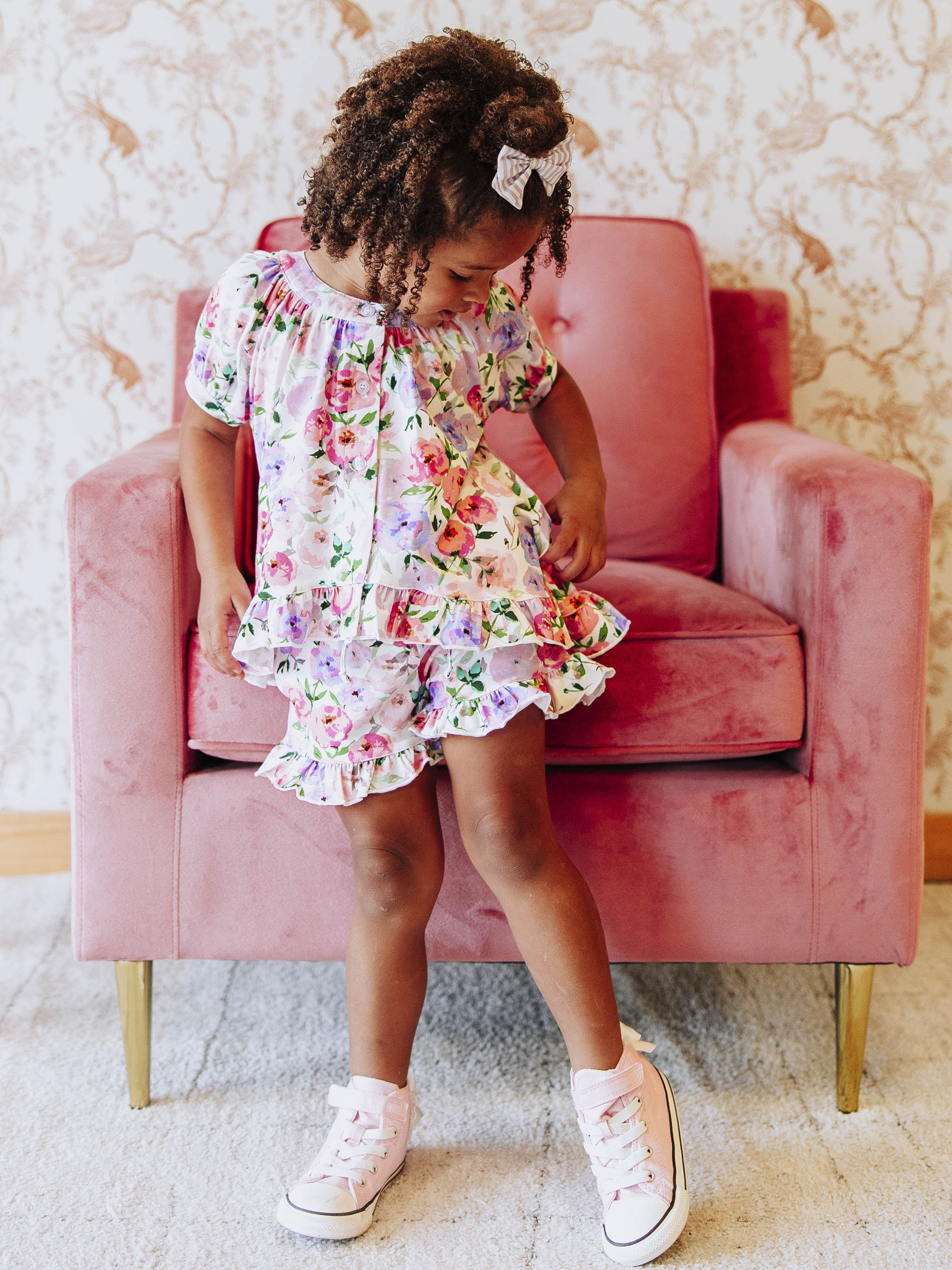 Flowy Ruffled Button Set - Soft Bliss - Image 2