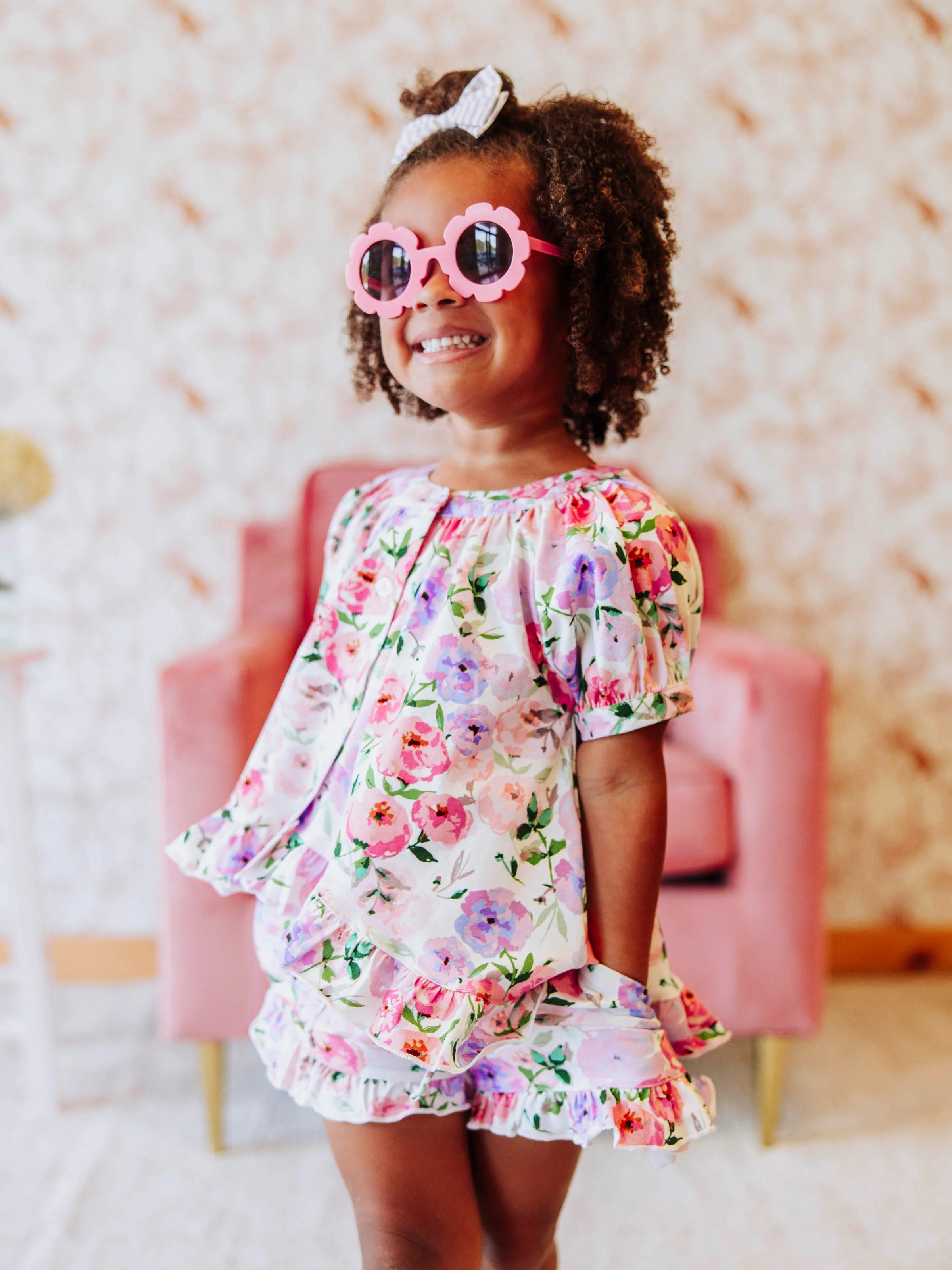 Flowy Ruffled Button Set - Soft Bliss - Image 3