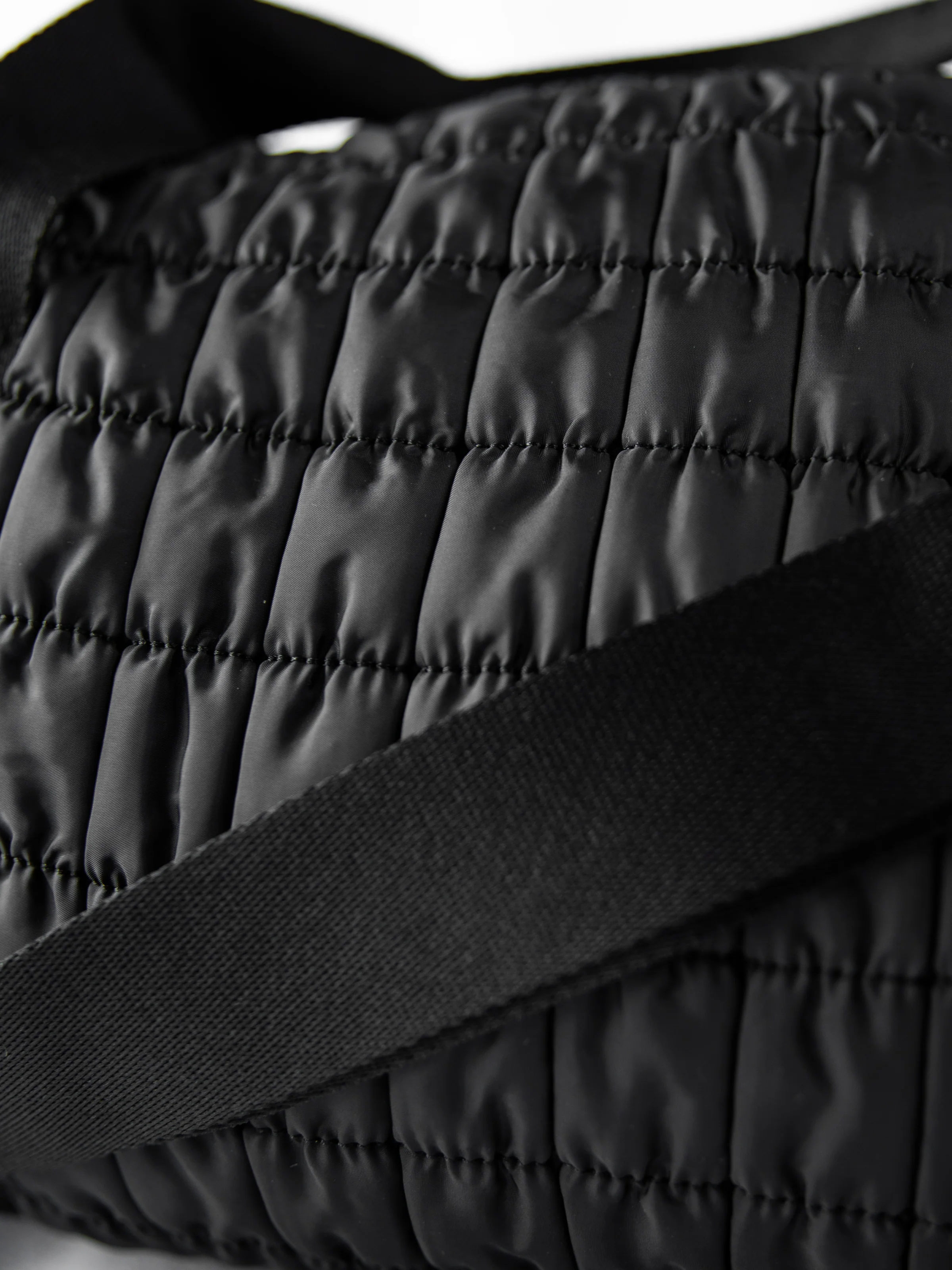 Puffer Duffle - Black - Image 7