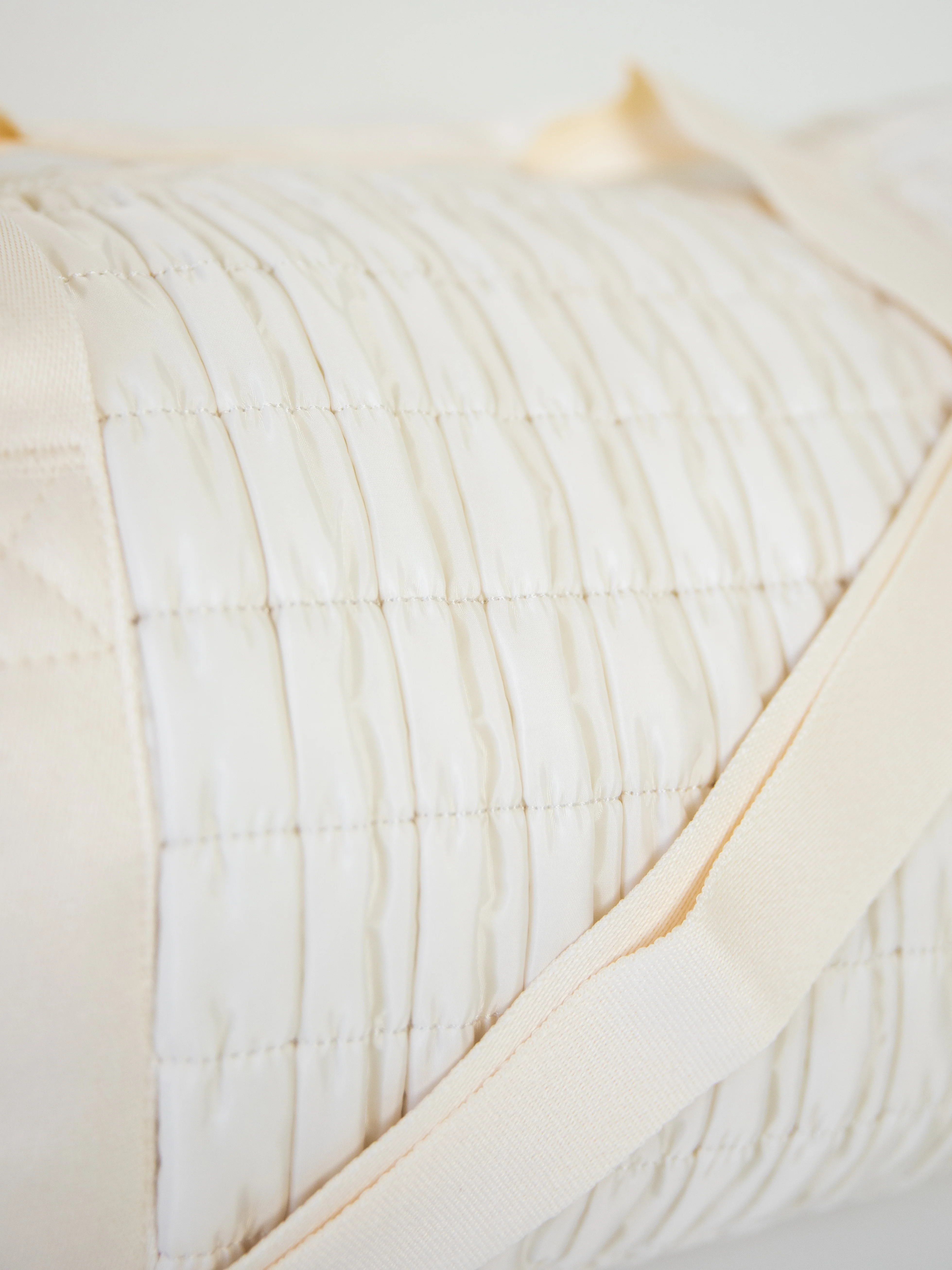 Puffer Duffle - Cream - Image 3