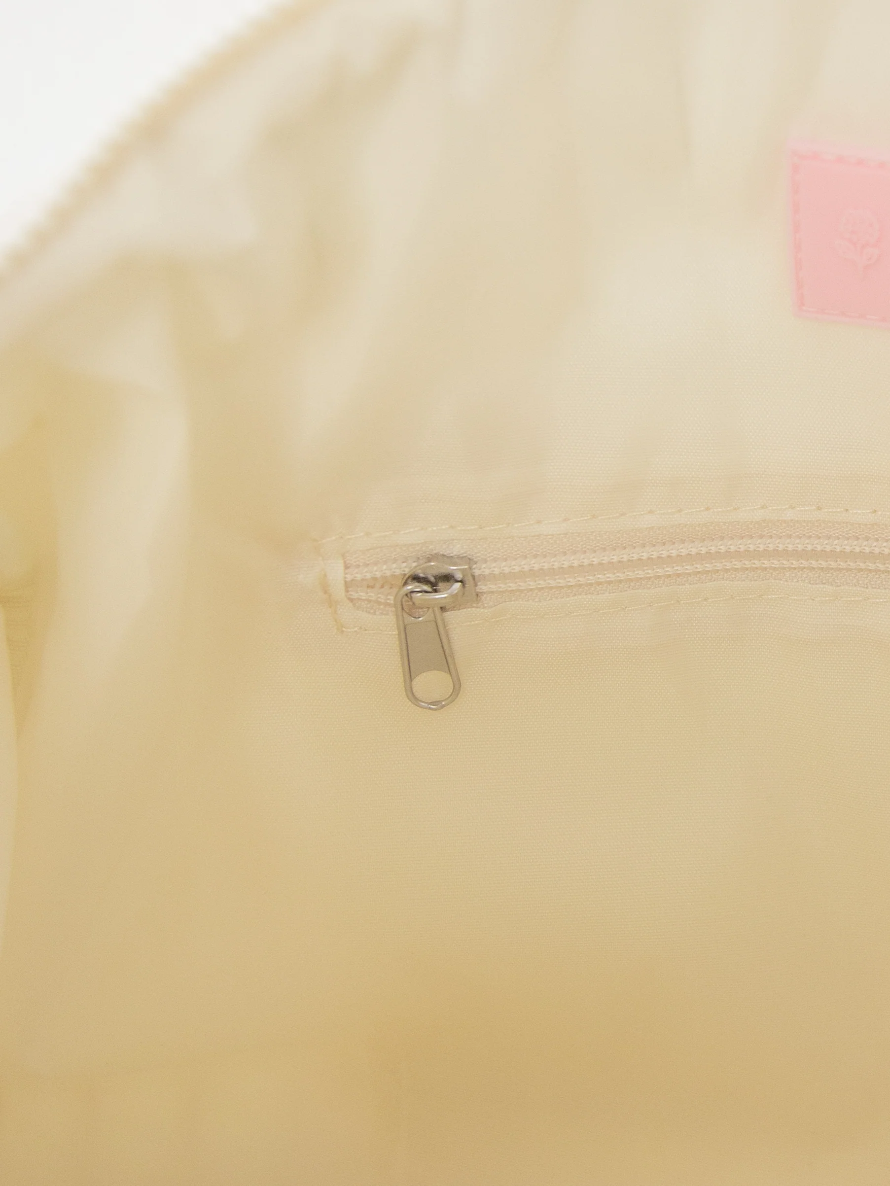 Puffer Duffle - Cream - Image 9