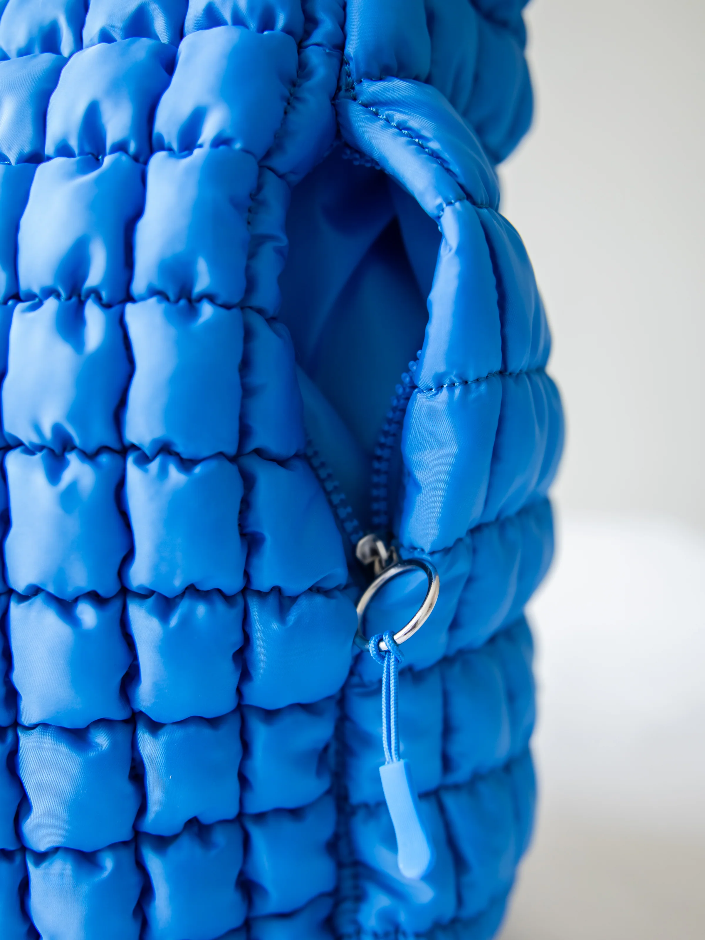 Puffer Tote - Royal Blue - Image 7