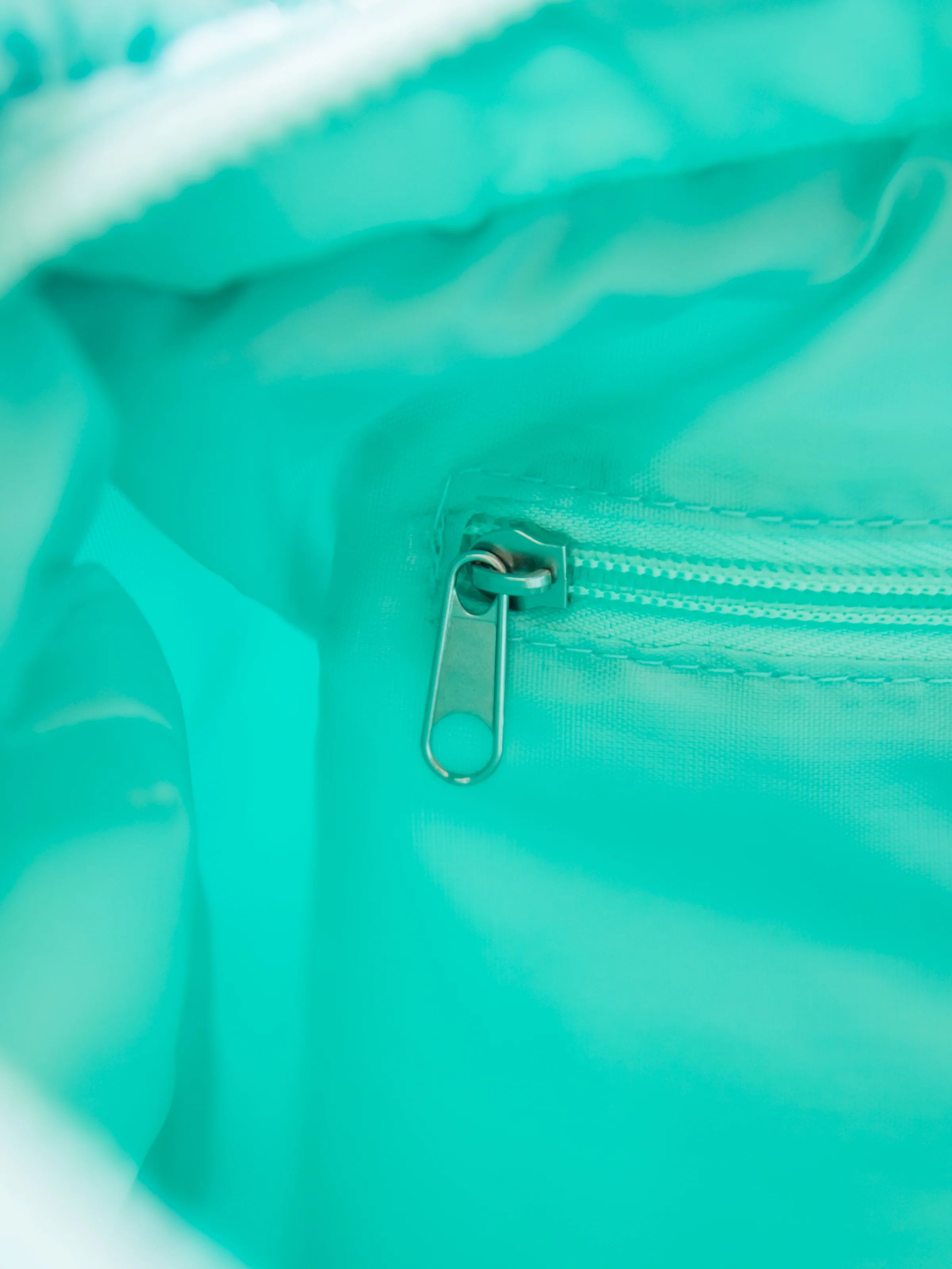Puffer Tote - Shimmering Sea - Image 7