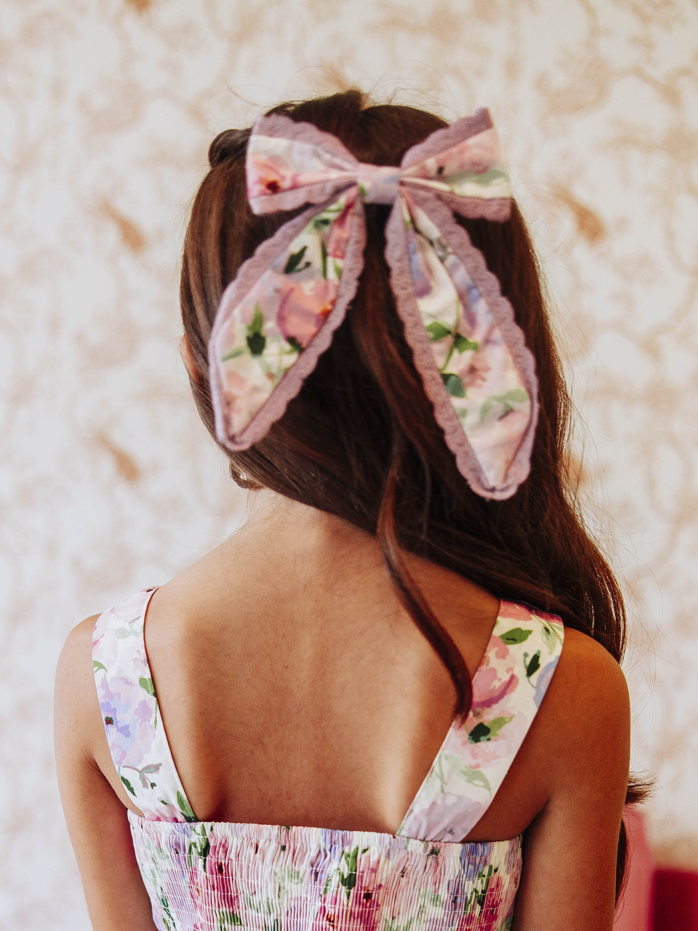 Small Long Tail Bow - Soft Bliss - Image 3