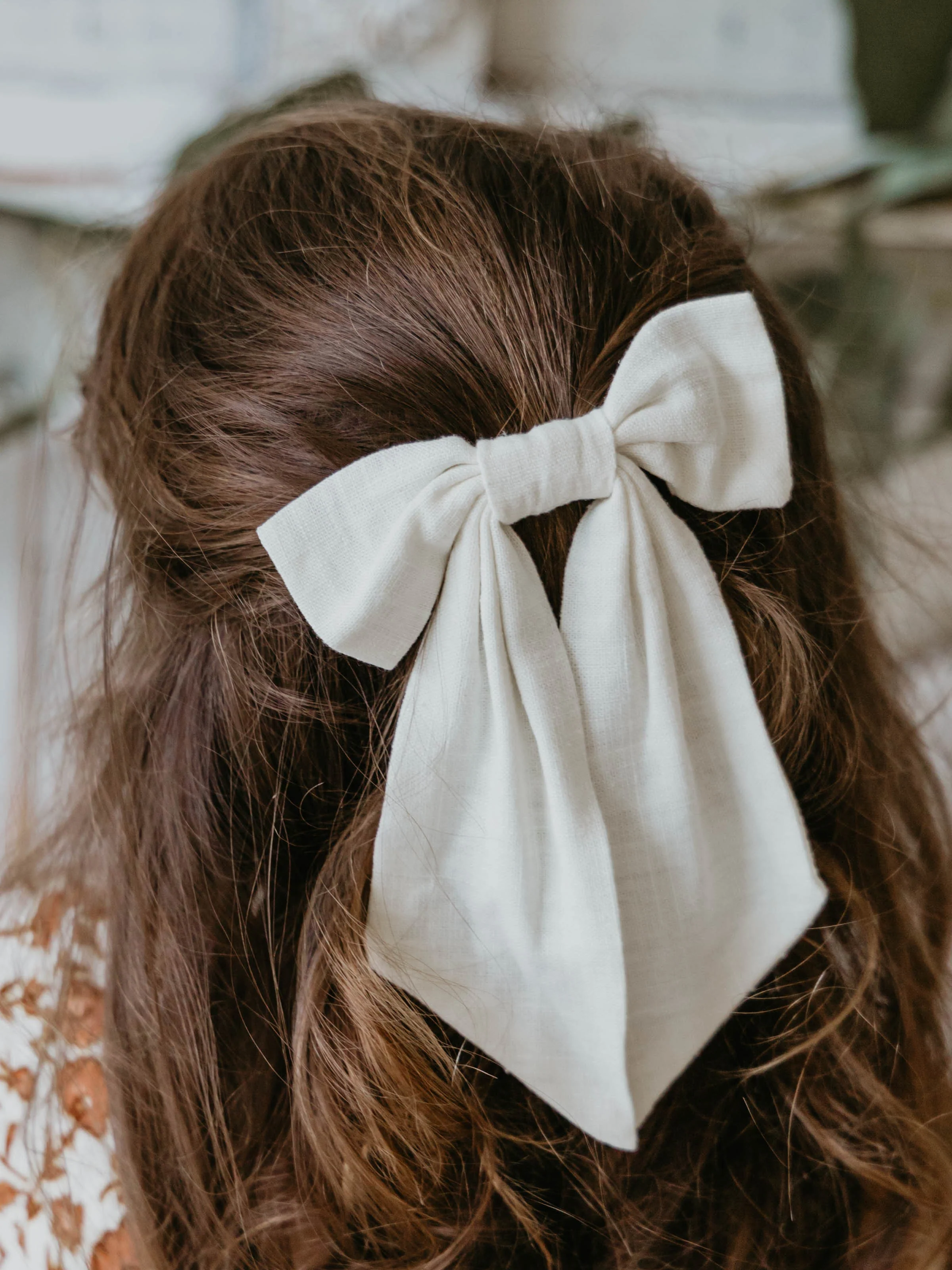 Small Long Tail Bow - White - Image 6